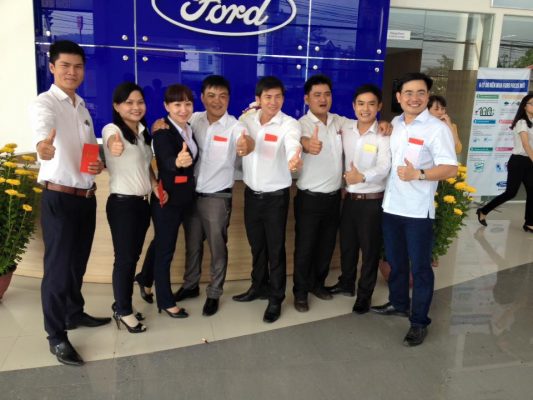 Đội ngũ bán hàng tại ford Quy Nhơn Bình Định
